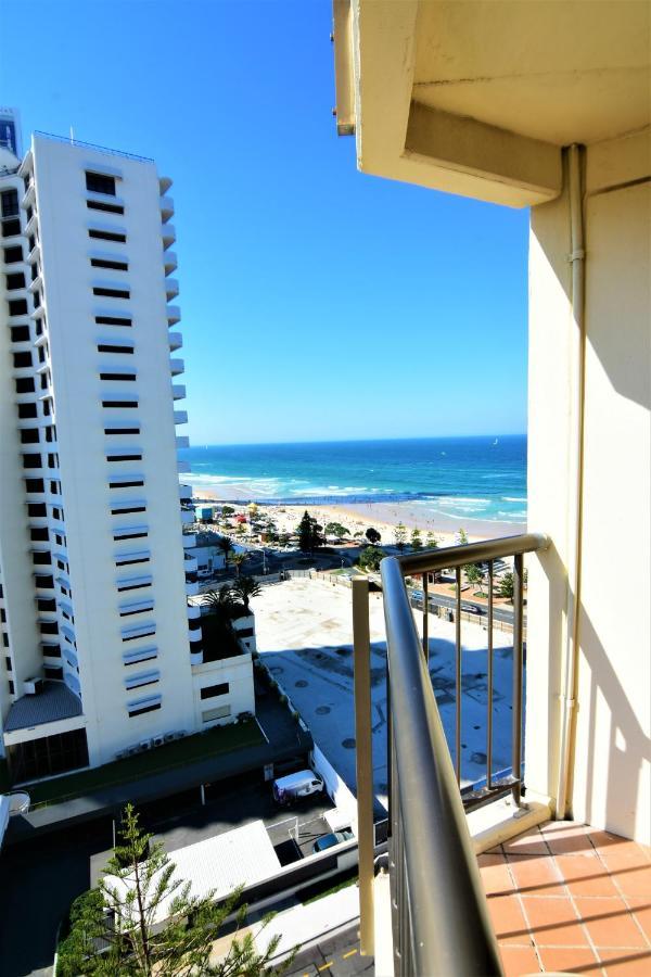 Surfers Holiday Apartments Guldkusten Exteriör bild