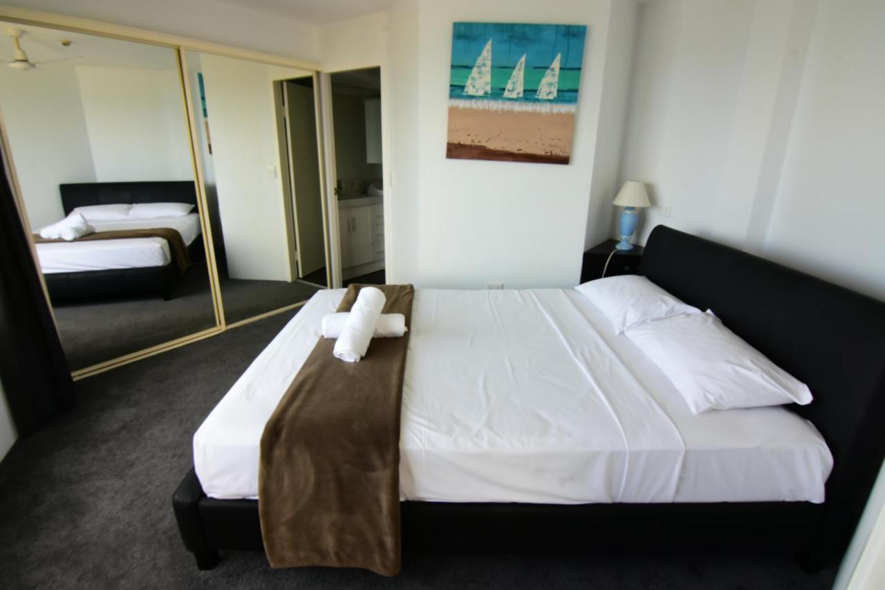 Surfers Holiday Apartments Guldkusten Exteriör bild